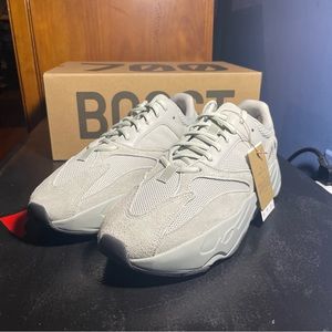 Adidas Yeezy 700 v1 ‘Salt’ Size 10.5
